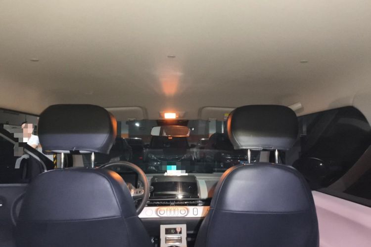 Used CHANGAN NEVO Lumin 2022 155 km – Refreshingly Sweet Edition Headliner