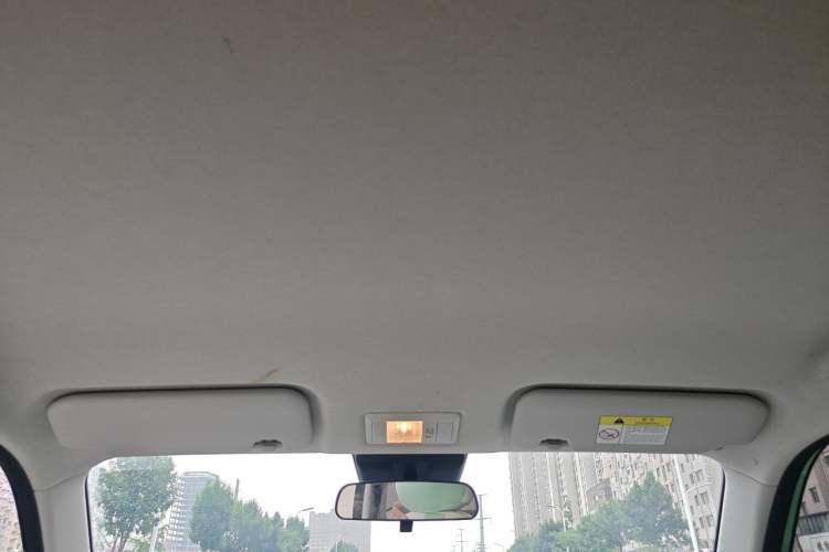 Used CHANGAN NEVO Lumin 2022 155 km – Refreshingly Sweet Edition Headliner