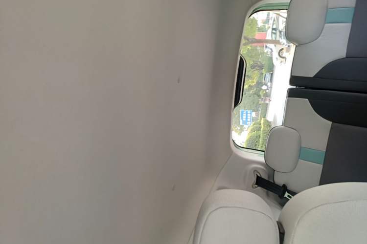 Used CHANGAN NEVO Lumin 2022 210km Sweet Edition Headliner