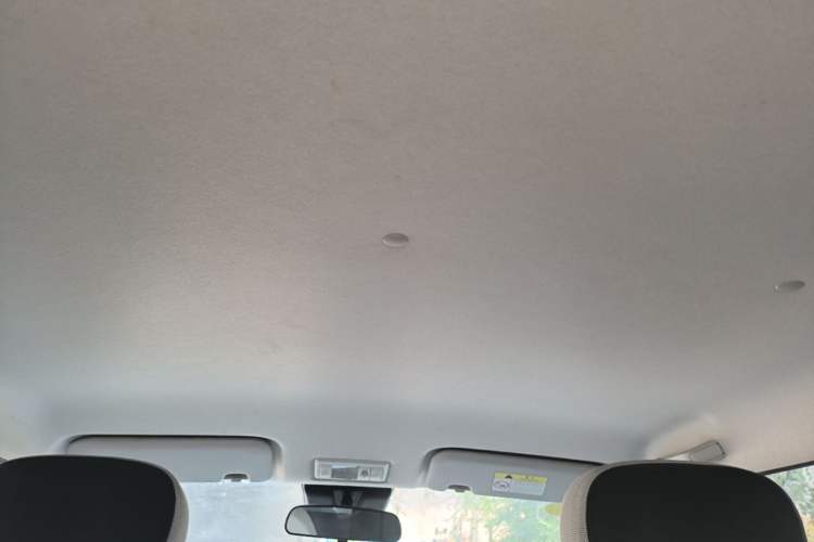 Used CHANGAN NEVO Lumin 2022 155 km – Refreshingly Sweet Edition Headliner
