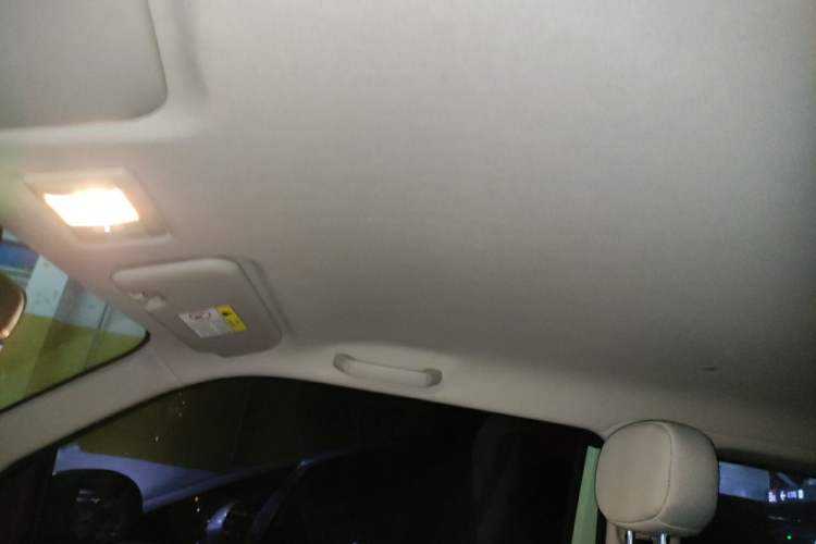Used CHANGAN NEVO Lumin 2022 155 km – Refreshingly Sweet Edition Headliner