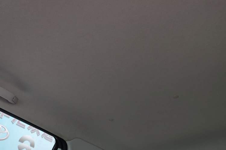 Used CHANGAN NEVO Lumin 2022 155 km – Refreshingly Sweet Edition Headliner