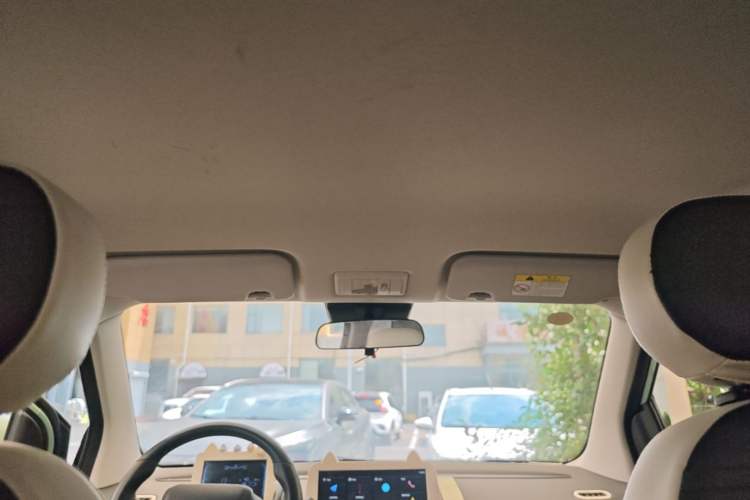 Used CHANGAN NEVO Lumin 2022 155 km – Refreshingly Sweet Edition Headliner