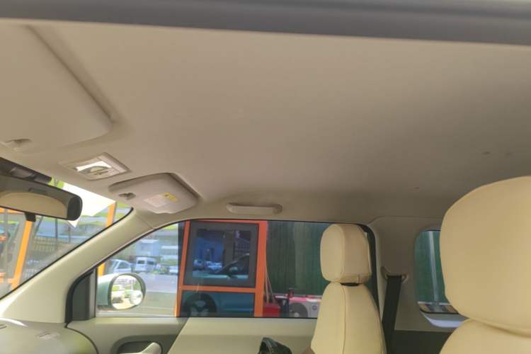 Used CHANGAN NEVO Lumin 2022 155 km – Refreshingly Sweet Edition Headliner