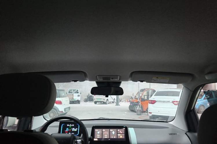 Used CHANGAN NEVO Lumin 2022 155 km – Refreshingly Sweet Edition Headliner