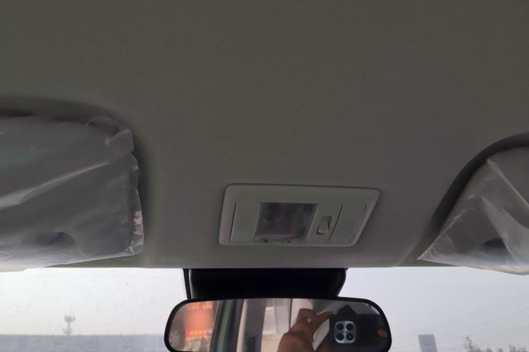 Used CHANGAN NEVO Lumin 2022 301km Honey-Sweet Version Headliner