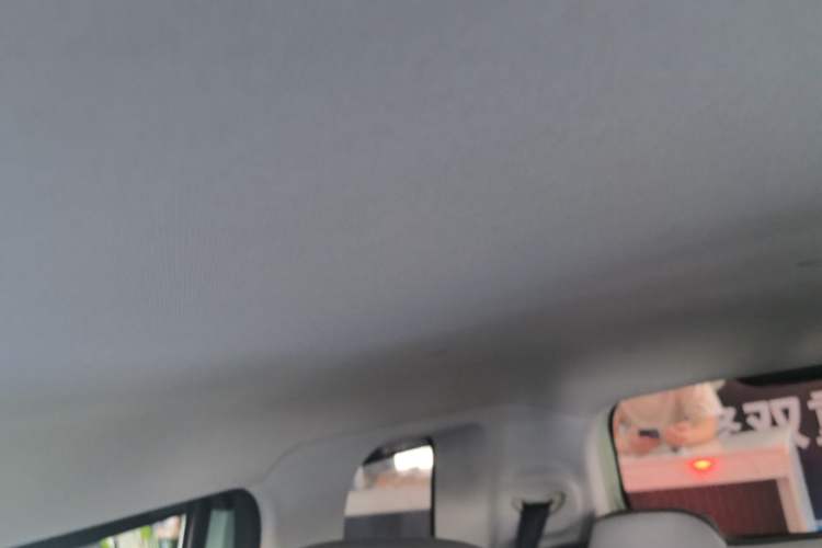 Used CHANGAN NEVO Lumin 2022 155 km – Refreshingly Sweet Edition Headliner