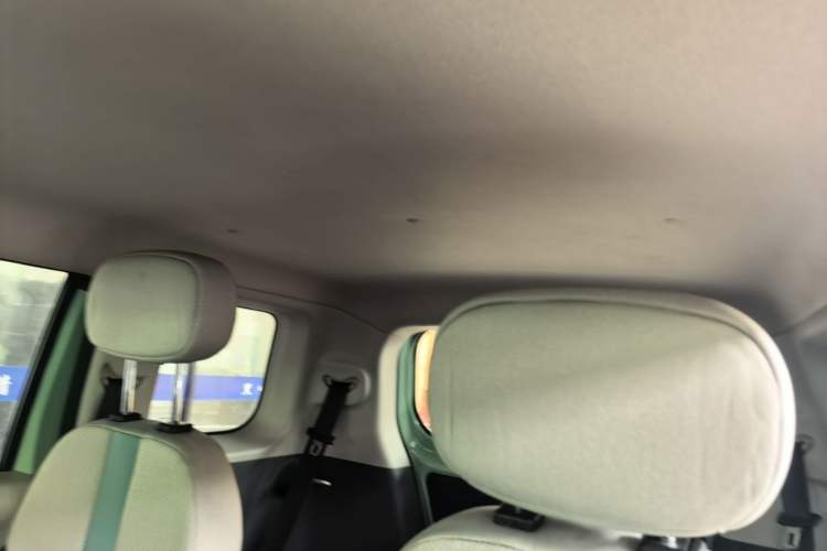 Used CHANGAN NEVO Lumin 2022 210km Sweet Edition Headliner