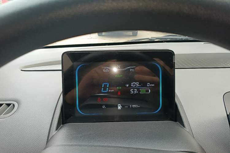 Used CHANGAN NEVO Lumin 2022 210km Sweet Edition Instrument Cluster