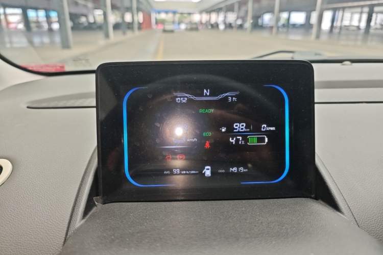 Used CHANGAN NEVO Lumin 2022 210km Sweet Edition Instrument Cluster