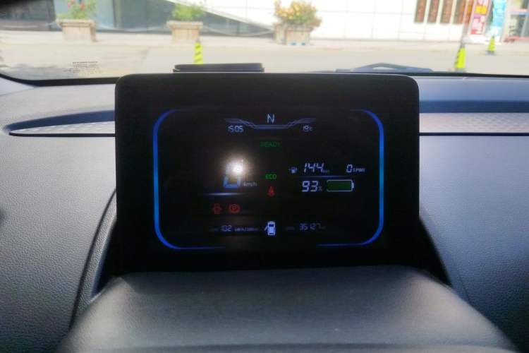 Used CHANGAN NEVO Lumin 2022 155 km – Refreshingly Sweet Edition Instrument Cluster