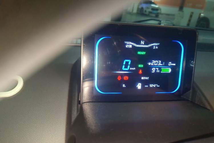 Used CHANGAN NEVO Lumin 2022 210km Sweet Edition Instrument Cluster