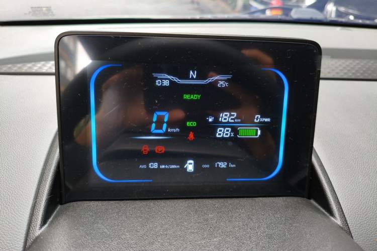Used CHANGAN NEVO Lumin 2022 210km Sweet Edition Instrument Cluster