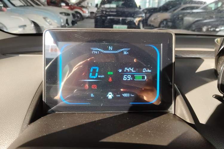 Used CHANGAN NEVO Lumin 2022 210km Sweet Edition Instrument Cluster