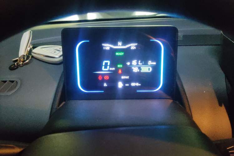 Used CHANGAN NEVO Lumin 2022 210km Sweet Edition Instrument Cluster