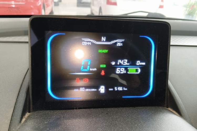 Used CHANGAN NEVO Lumin 2022 210km Sweet Edition Instrument Cluster