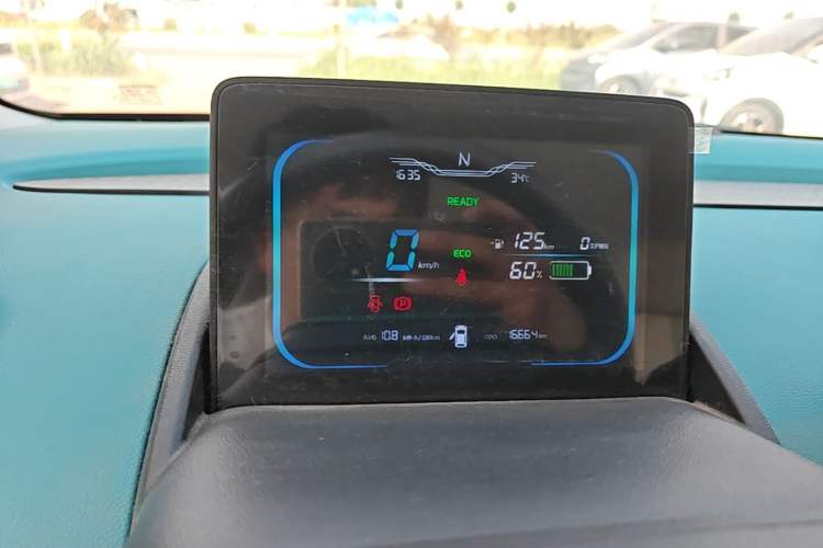 Used CHANGAN NEVO Lumin 2022 210km Sweet Edition Instrument Cluster