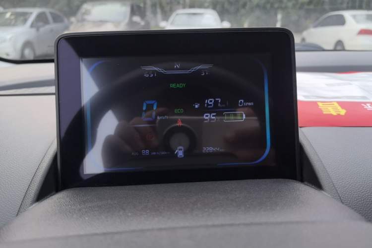 Used CHANGAN NEVO Lumin 2022 210km Sweet Edition Instrument Cluster