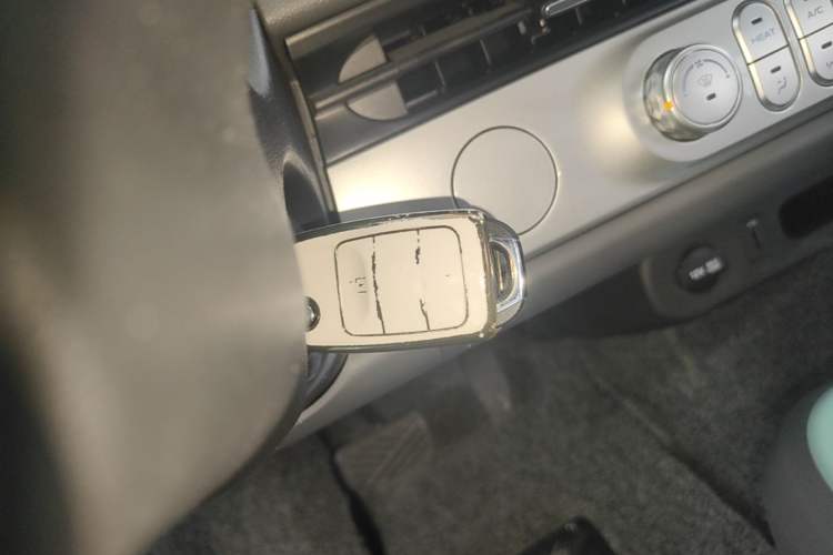 Used CHANGAN NEVO Lumin 2022 210km Sweet Edition Interior 1