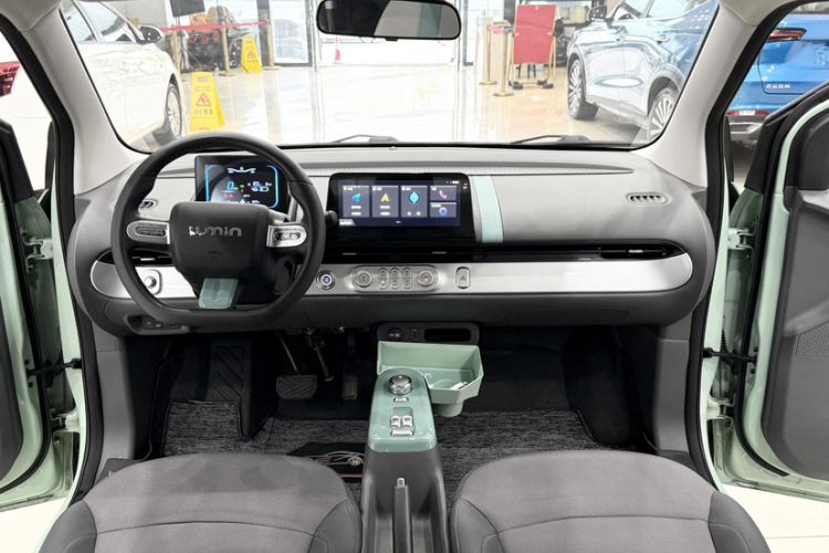Used CHANGAN NEVO Lumin 2022 210km Sweet Edition Interior 1