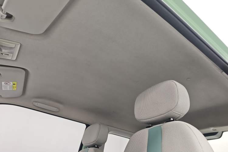 Used CHANGAN NEVO Lumin 2022 210km Sweet Edition Interior 1