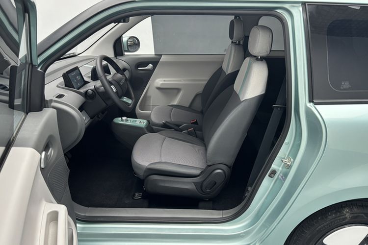 Used CHANGAN NEVO Lumin 2022 210km Sweet Edition Interior 2