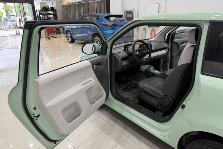 Used CHANGAN NEVO Lumin 2022 210km Sweet Edition Interior 2