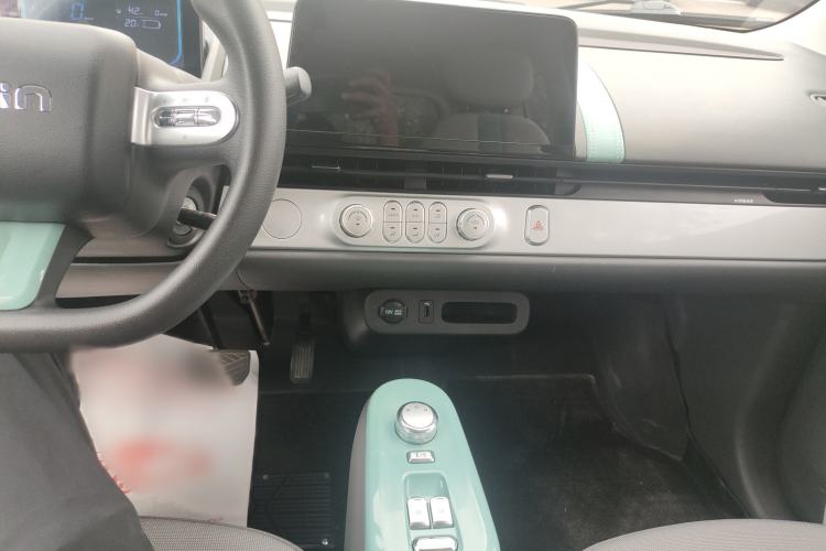 Used CHANGAN NEVO Lumin 2022 210km Sweet Edition Interior 2