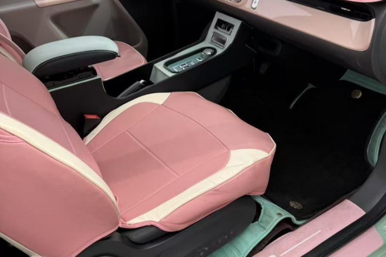 Used CHANGAN NEVO Lumin 2022 210km Sweet Edition Interior 2