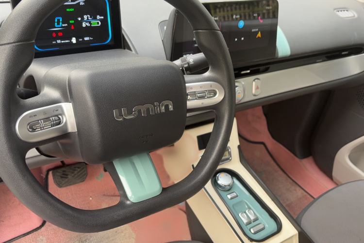 Used CHANGAN NEVO Lumin 2022 155 km – Refreshingly Sweet Edition Interior 3