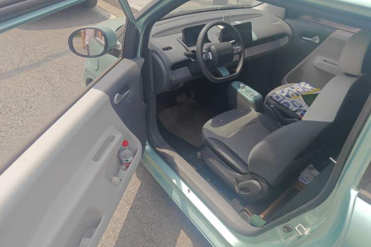 Used CHANGAN NEVO Lumin 2022 210km Sweet Edition Interior 3