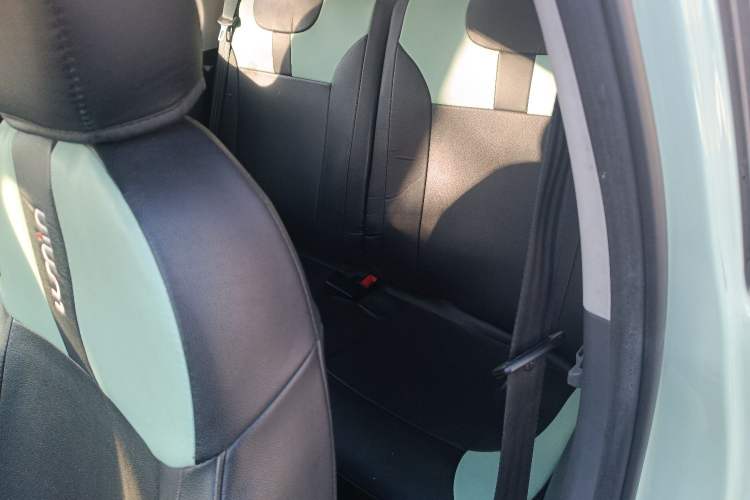 Used CHANGAN NEVO Lumin 2022 155 km – Refreshingly Sweet Edition Interior 4