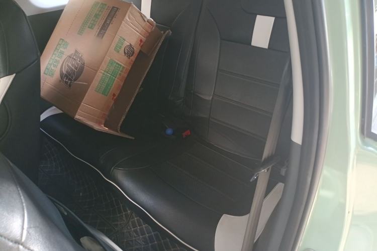 Used CHANGAN NEVO Lumin 2022 210km Sweet Edition Interior 4