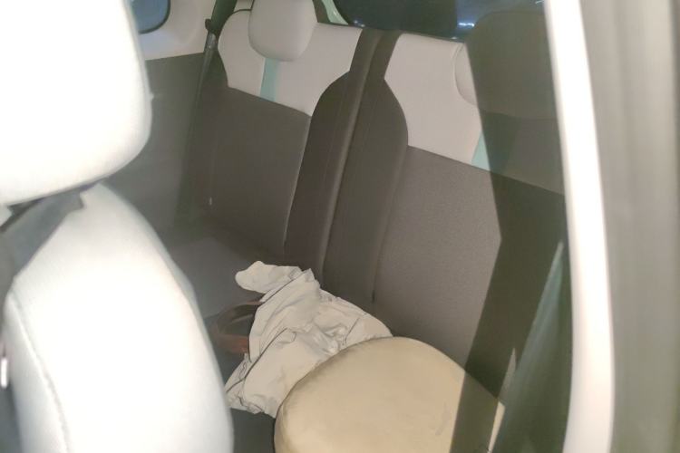 Used CHANGAN NEVO Lumin 2022 155 km – Refreshingly Sweet Edition Interior 4
