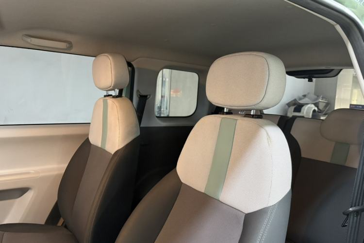 Used CHANGAN NEVO Lumin 2022 210km Sweet Edition Interior 7