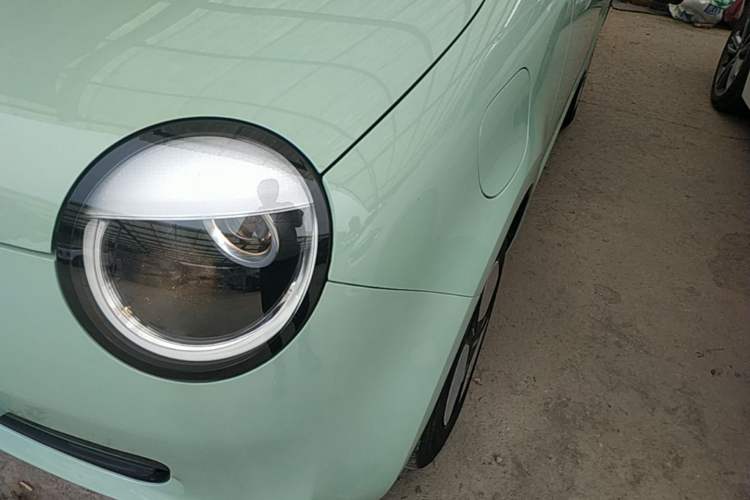 Used CHANGAN NEVO Lumin 2022 155 km – Refreshingly Sweet Edition Left Front Headlight