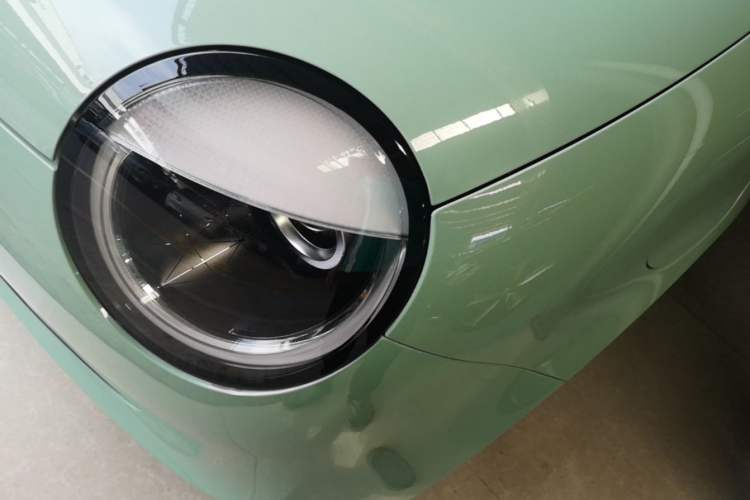 Used CHANGAN NEVO Lumin 2022 155 km – Refreshingly Sweet Edition Left Front Headlight