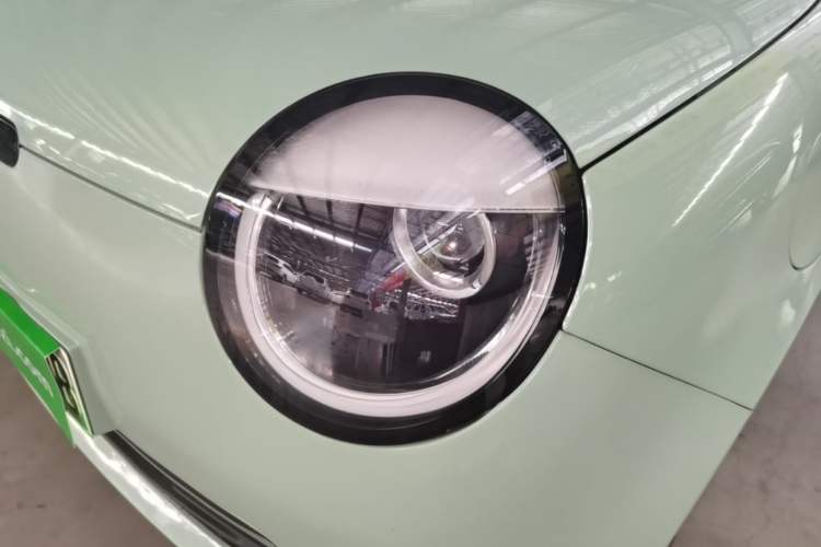 Used CHANGAN NEVO Lumin 2022 155 km – Refreshingly Sweet Edition Left Front Headlight