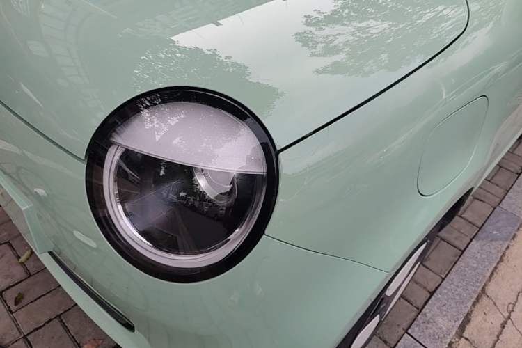 Used CHANGAN NEVO Lumin 2022 155 km – Refreshingly Sweet Edition Left Front Headlight