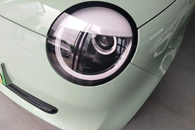 Used CHANGAN NEVO Lumin 2022 155 km – Refreshingly Sweet Edition Left Front Headlight