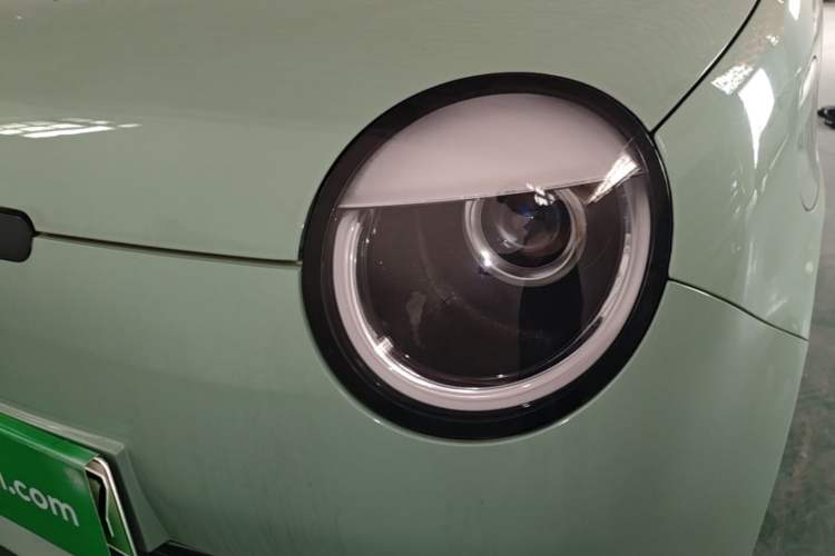 Used CHANGAN NEVO Lumin 2022 155 km – Refreshingly Sweet Edition Left Front Headlight