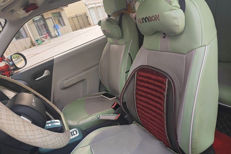 Used CHANGAN NEVO Lumin 2022 155 km – Refreshingly Sweet Edition Left Front Seat