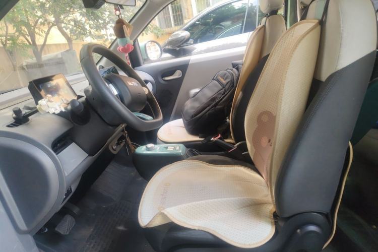 Used CHANGAN NEVO Lumin 2022 155 km – Refreshingly Sweet Edition Left Front Seat