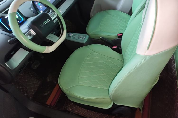 Used CHANGAN NEVO Lumin 2022 155 km – Refreshingly Sweet Edition Left Front Seat