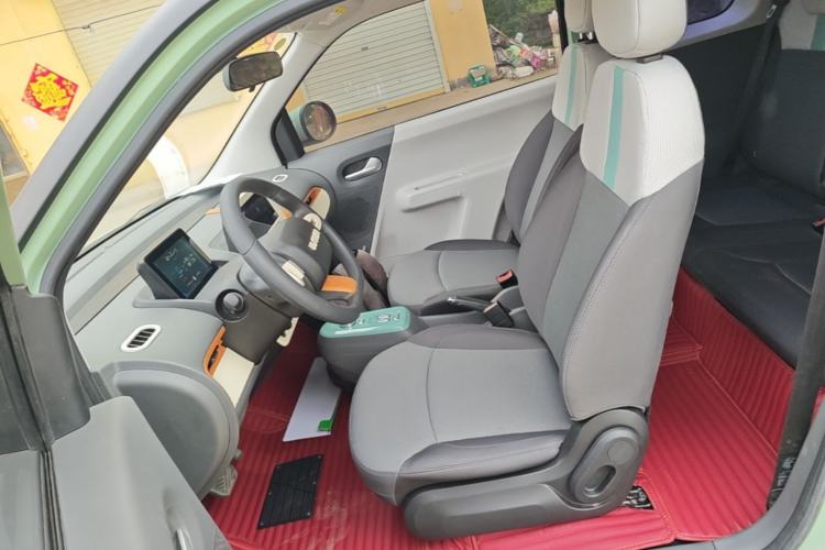 Used CHANGAN NEVO Lumin 2022 155 km – Refreshingly Sweet Edition Left Front Seat