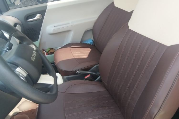 Used CHANGAN NEVO Lumin 2022 155 km – Refreshingly Sweet Edition Left Front Seat