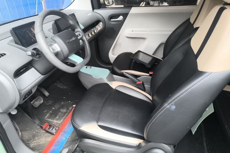 Used CHANGAN NEVO Lumin 2022 155 km – Refreshingly Sweet Edition Left Front Seat