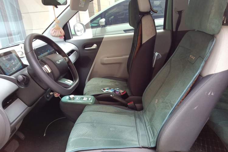 Used CHANGAN NEVO Lumin 2022 155 km – Refreshingly Sweet Edition Left Front Seat