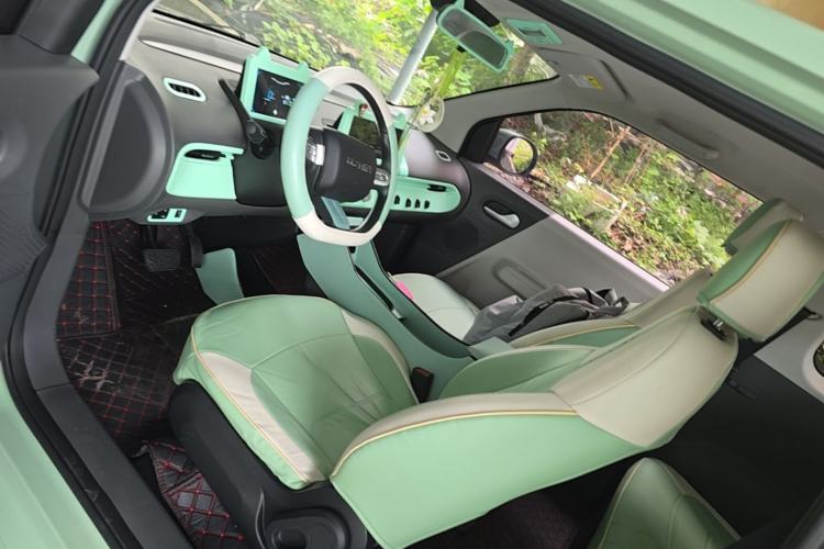 Used CHANGAN NEVO Lumin 2022 155 km – Refreshingly Sweet Edition Left Front Seat