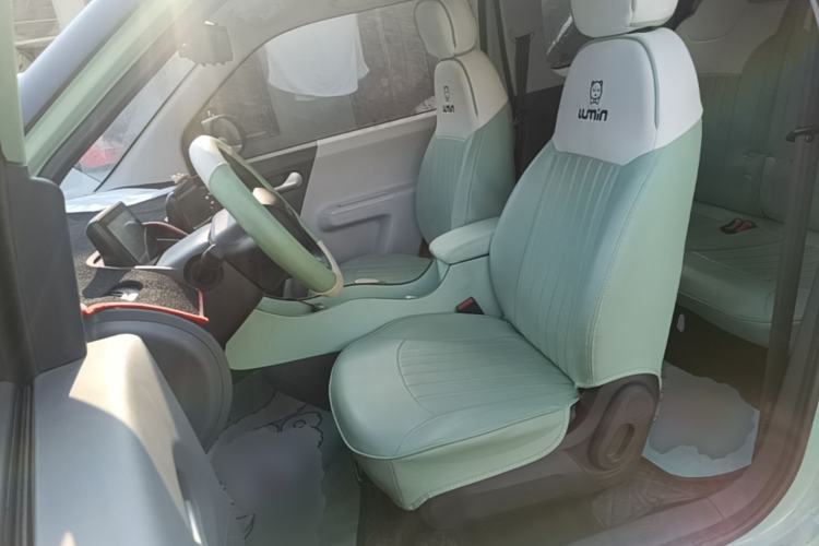 Used CHANGAN NEVO Lumin 2022 155 km – Refreshingly Sweet Edition Left Front Seat